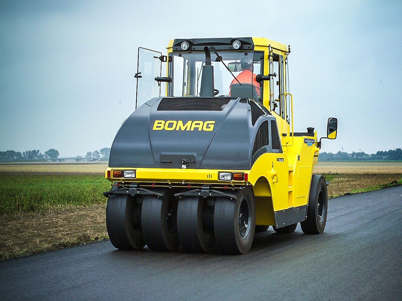 Bomag BW24RH-4 - Luxton Plant Earthmoving Rental